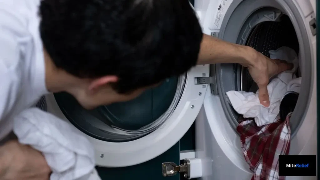 Washing bedding in hot water to get rid of dust mites naturally